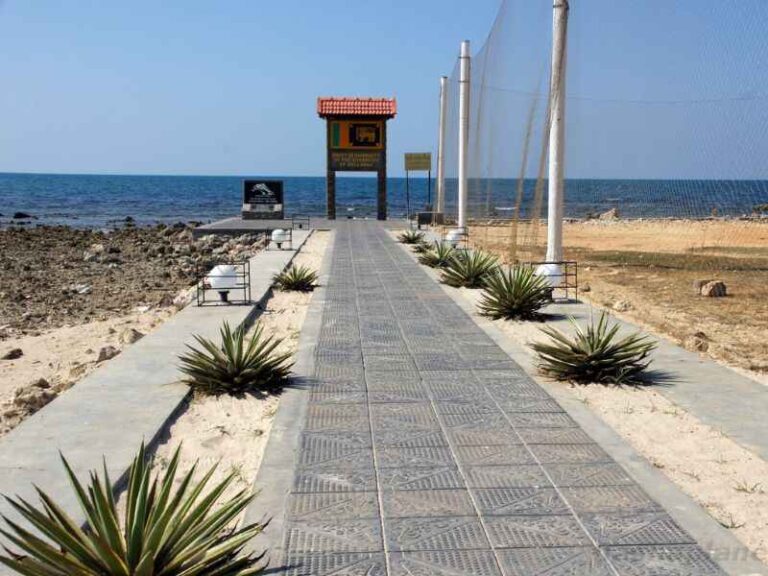 Point Pedro - Jaffna-Sri Lanka - crestaholidays.com