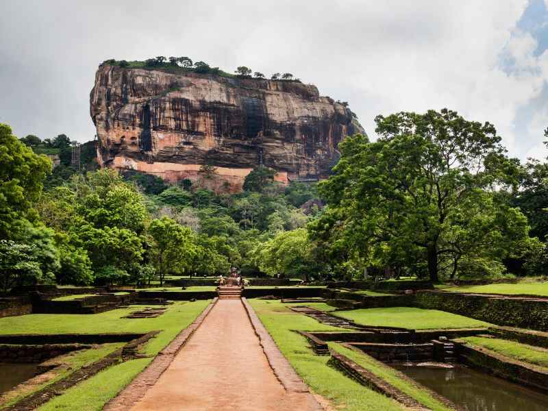 Sigiriya – Sri Lanka – unesco- crestaholidays.com