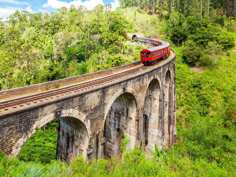 nine arch-ella-tour-sri lanka